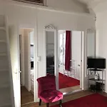 Studio In Moulin Rouge Paris