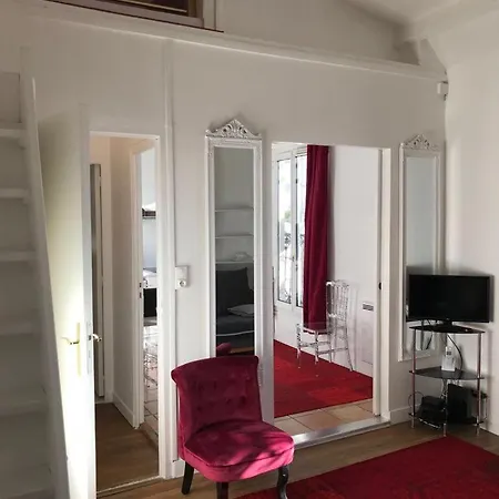 Appartamento Studio In Moulin Rouge Parigi